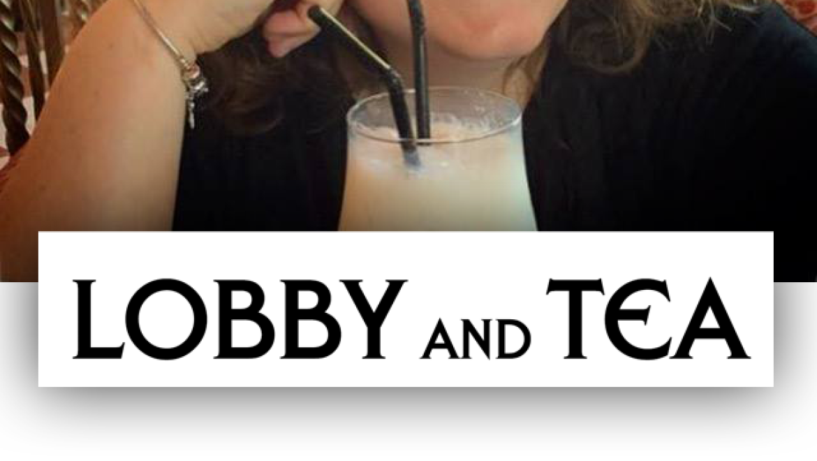 Logo “Lobby and Tea” and picture of Noëmie, blogger of blog “Lobby and Tea”
